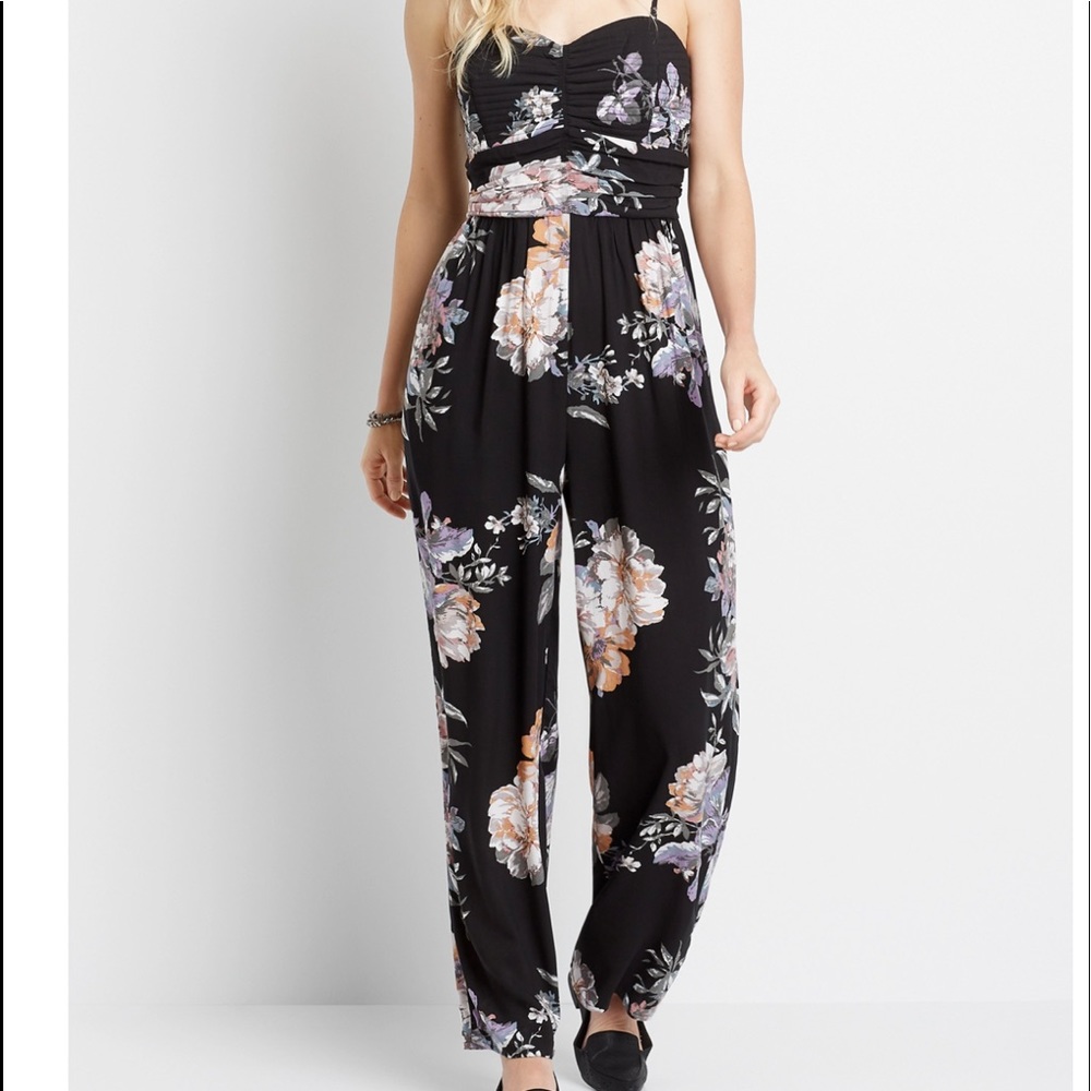 Black Floral Sweatheart Neck Jumpsuit